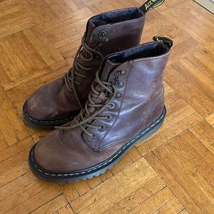 Doc Martens Brown Leather